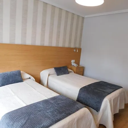 Gasthof Crisol X Liste Station A Coruña