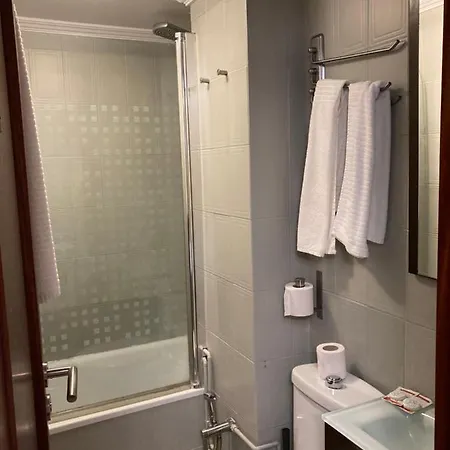 Gasthof Crisol X Liste Station A Coruña