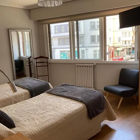 Gasthof Crisol X Liste Station A Coruña