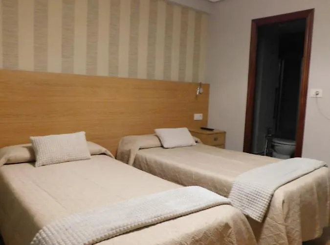 Crisol X Liste Station 3* آكورونيا